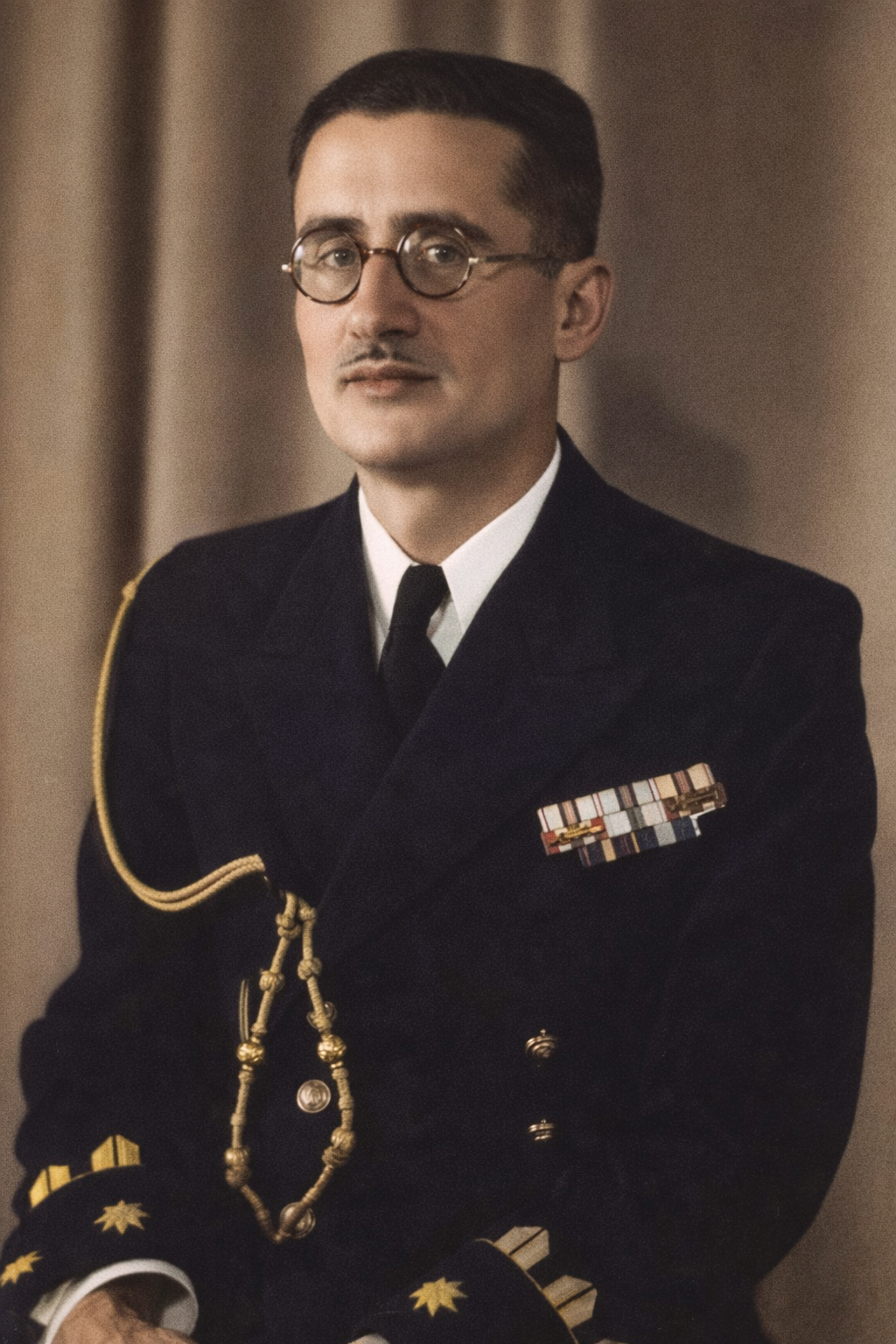 IGNACIO GAVIRA MARTÍN EN UNIFORME DE TENIENTE CORONEL DE INFª. DE MARINA